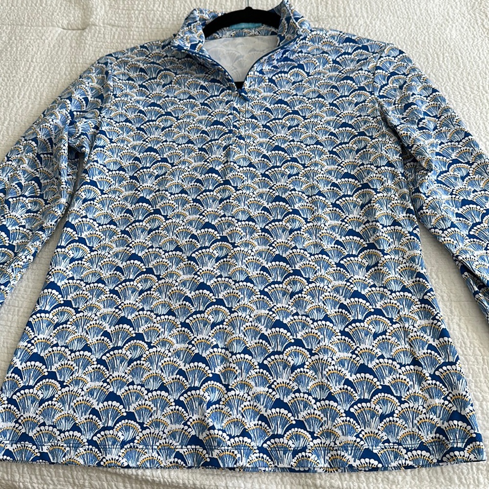 Jay McLaughlin, ladies quarter, zip, contemporary top pattern, stretchy, small.